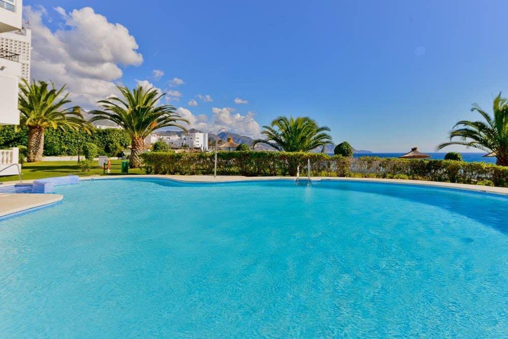 Las Palmeras Nerja Exteriér fotografie